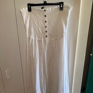 White sleeveless sun dress